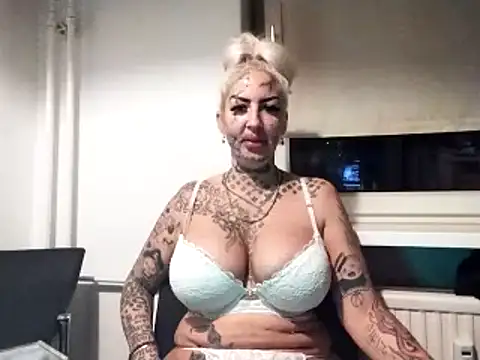 Snapshot of Jeanny_Bln chatting on January 4, 10:55 pm Jeanny Bln online show from January 4, 10:55 pm