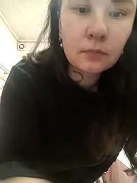 AlexaLexie online show from February 8, 1:22 pm