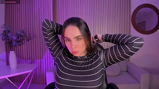 EloisaOlivero online show from September 21, 11:45 am