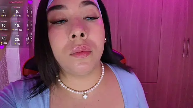 leahtemptation3 online show from November 8, 8:25 am