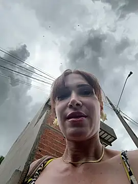 Irresistible24 online show from February 25, 6:06 pm