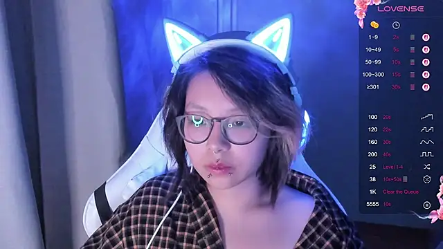 maydaykimmy online show from September 27, 9:42 pm