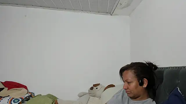 Laflaka22 online show from October 4, 12:41 am