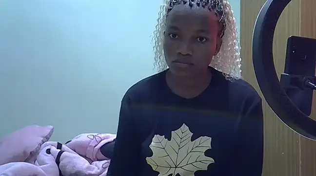 Snapshot of prettychoco1 chatting on December 26, 11:43 am prettychoco1 online show from December 26, 11:43 am