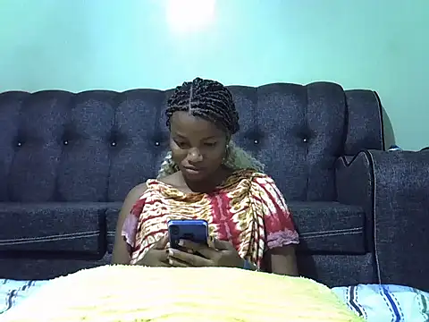 Snapshot of prettychoco1 chatting on March 3, 7:28 pm prettychoco1 online show from March 3, 7:28 pm