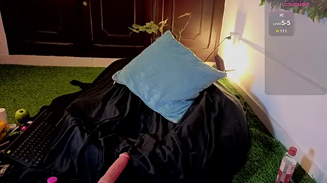 JuanCamiilo 66 online show from January 17, 1:54 am