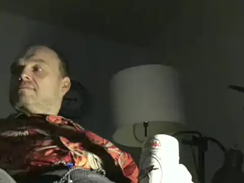 caressonnous online show from December 3, 11:44 am