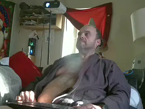 caressonnous online show from December 12, 7:04 pm