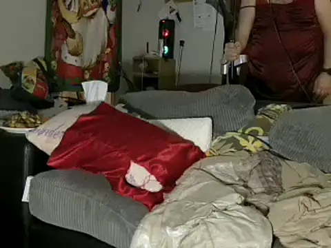 caressonnous online show from December 24, 11:55 pm