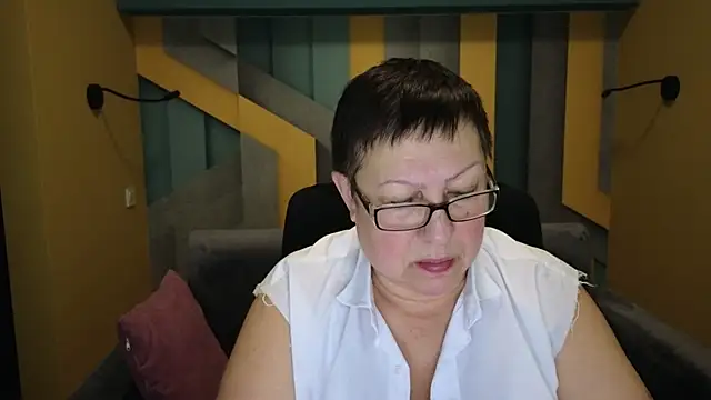 Snapshot of BarbaraTurners chatting on January 6, 6:31 pm BarbaraTurners online show from January 6, 6:31 pm