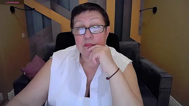 Snapshot of BarbaraTurners chatting on January 12, 6:38 pm BarbaraTurners online show from January 12, 6:38 pm