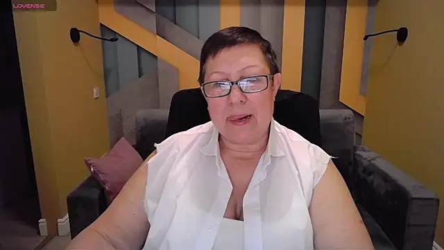 Snapshot of BarbaraTurners chatting on January 17, 9:39 pm BarbaraTurners online show from January 17, 9:39 pm