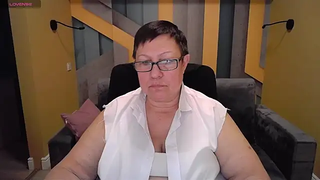 Snapshot of BarbaraTurners chatting on January 18, 1:30 am BarbaraTurners online show from January 18, 1:30 am