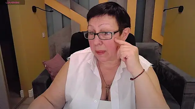 Snapshot of BarbaraTurners chatting on January 22, 6:52 pm BarbaraTurners online show from January 22, 6:52 pm