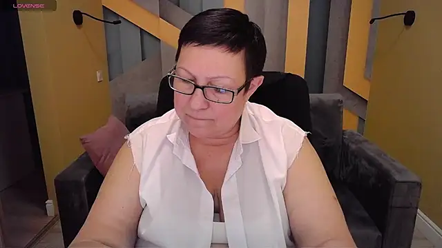 Snapshot of BarbaraTurners chatting on January 25, 3:40 am BarbaraTurners online show from January 25, 3:40 am