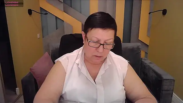 Snapshot of BarbaraTurners chatting on February 7, 9:37 pm BarbaraTurners online show from February 7, 9:37 pm