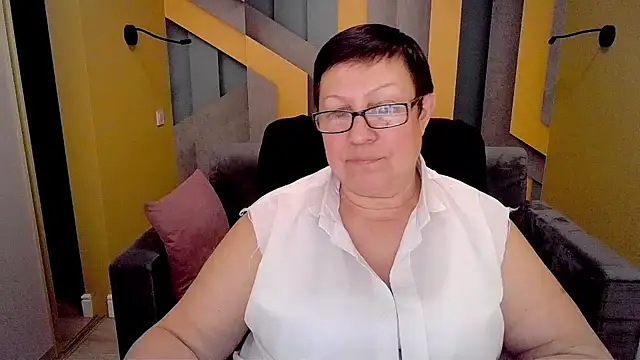 Snapshot of BarbaraTurners chatting on February 10, 12:30 am BarbaraTurners online show from February 10, 12:30 am