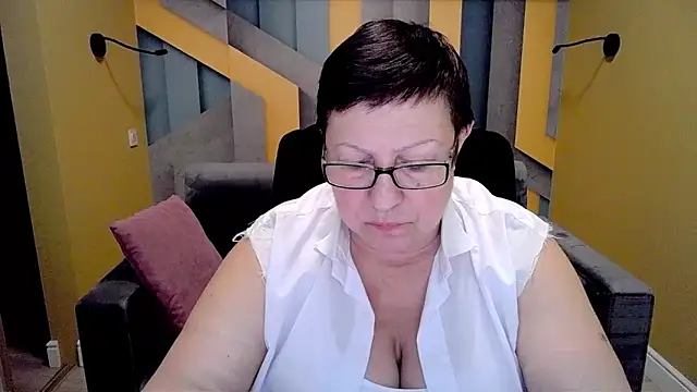 Snapshot of BarbaraTurners chatting on February 12, 9:22 pm BarbaraTurners online show from February 12, 9:22 pm