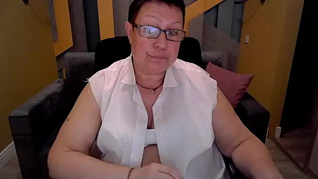 Snapshot of BarbaraTurners chatting on March 4, 1:34 am BarbaraTurners online show from March 4, 1:34 am