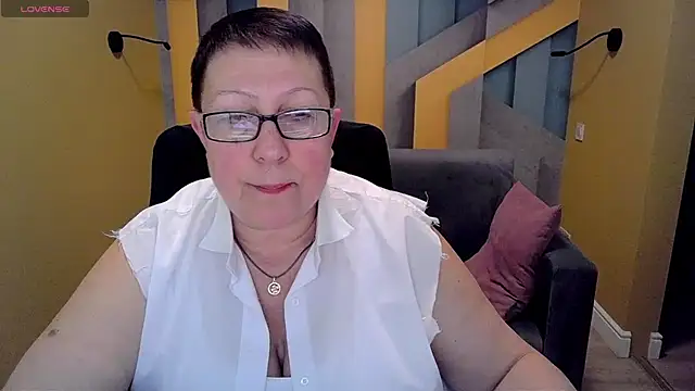 Snapshot of BarbaraTurners chatting on March 7, 6:43 pm BarbaraTurners online show from March 7, 6:43 pm