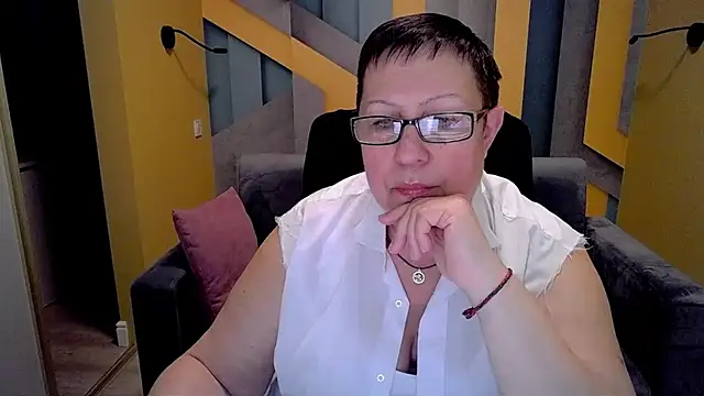 Snapshot of BarbaraTurners chatting on March 9, 9:46 pm BarbaraTurners online show from March 9, 9:46 pm