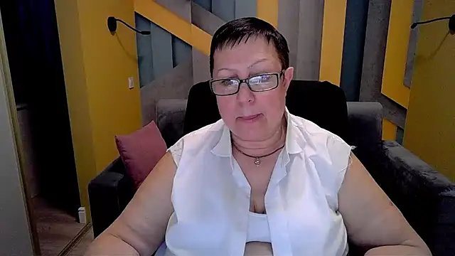 Snapshot of BarbaraTurners chatting on March 10, 5:00 am BarbaraTurners online show from March 10, 5:00 am