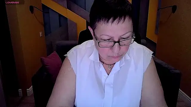 Snapshot of BarbaraTurners chatting on March 13, 3:44 am BarbaraTurners online show from March 13, 3:44 am