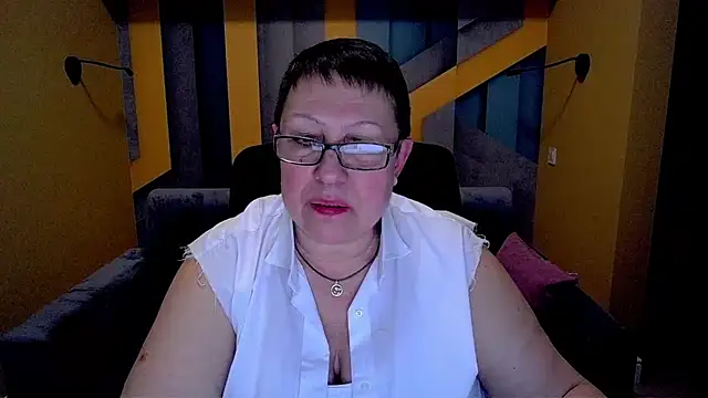 Snapshot of BarbaraTurners chatting on March 16, 6:34 pm BarbaraTurners online show from March 16, 6:34 pm