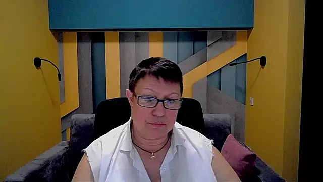 Snapshot of BarbaraTurners chatting on March 17, 3:57 am BarbaraTurners online show from March 17, 3:57 am