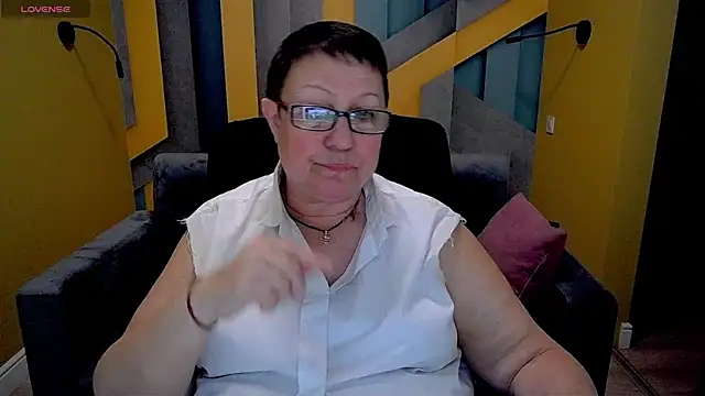 Snapshot of BarbaraTurners chatting on March 18, 12:38 am BarbaraTurners online show from March 18, 12:38 am