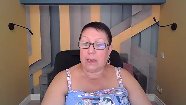 Snapshot of BarbaraTurners chatting on September 17, 6:20 pm BarbaraTurners online show from September 17, 6:20 pm