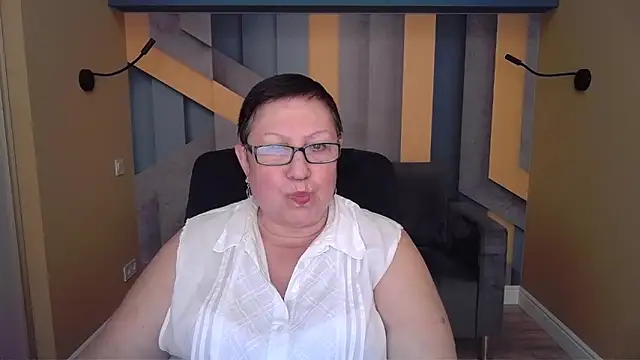 Snapshot of BarbaraTurners chatting on December 3, 7:23 pm BarbaraTurners online show from December 3, 7:23 pm