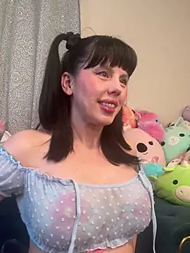 Snapshot of amberchasexxx chatting on January 10, 9:13 am amberchasexxx online show from January 10, 9:13 am