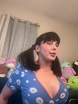 Snapshot of amberchasexxx chatting on January 23, 5:02 am amberchasexxx online show from January 23, 5:02 am