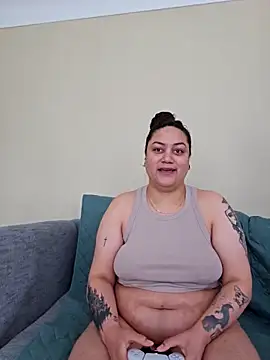 honeeyyy pot online show from April 4, 7:55 pm