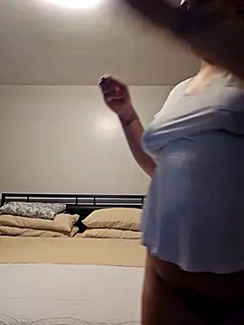 honeeyyy pot online show from April 7, 5:41 am