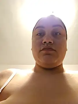 honeeyyy pot online show from May 20, 6:08 am