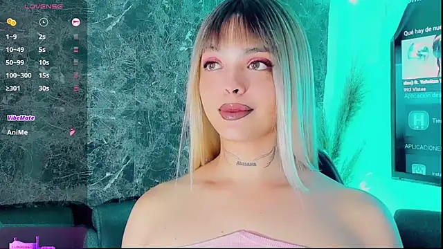 Emmaa Saenz  online show from December 16, 8:03 pm