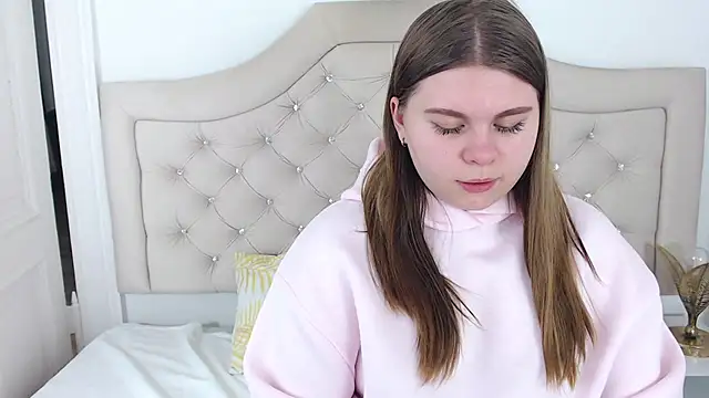 Snapshot of AbbyPleasure chatting on December 16, 2:05 pm AbbyPleasure online show from December 16, 2:05 pm