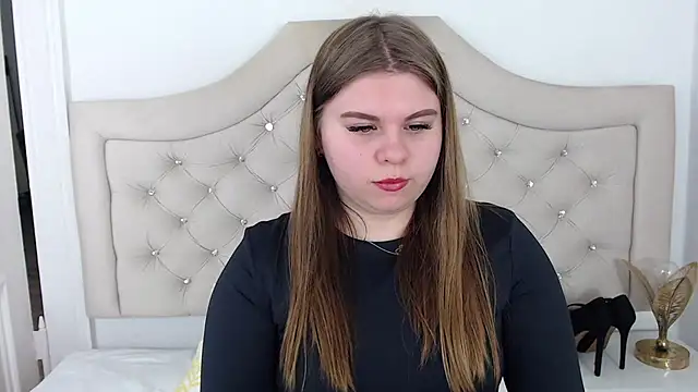 Snapshot of AbbyPleasure chatting on December 18, 1:12 pm AbbyPleasure online show from December 18, 1:12 pm