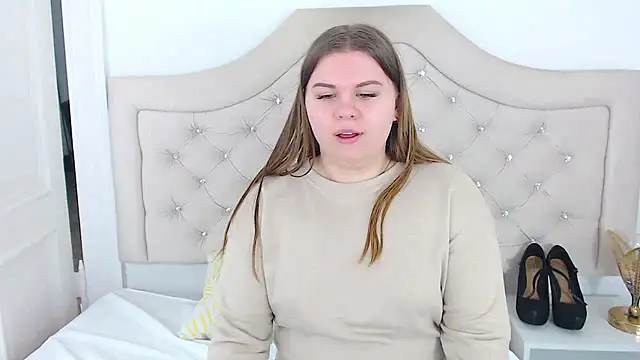 Snapshot of AbbyPleasure chatting on February 7, 1:01 pm AbbyPleasure online show from February 7, 1:01 pm