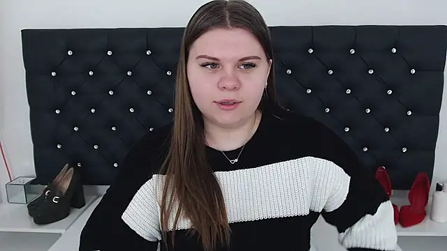 Snapshot of AbbyPleasure chatting on March 3, 12:48 pm AbbyPleasure online show from March 3, 12:48 pm