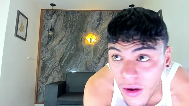 liam genner  online show from February 1, 7:34 pm