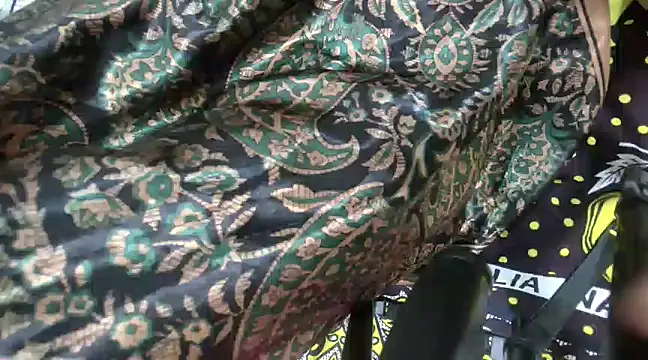 Snapshot of sweet-greedy chatting on February 13, 7:24 am sweet-greedy online show from February 13, 7:24 am