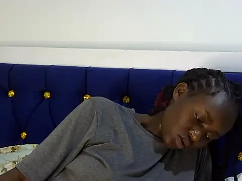 Seeexxxy-bree online show from March 13, 5:47 am