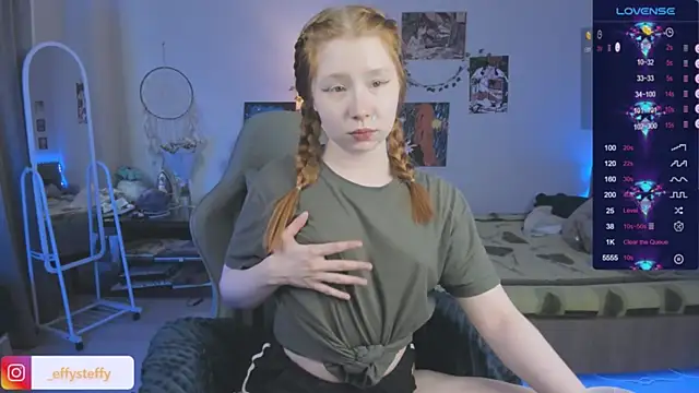 CallMeEffy1 online show from March 26, 1:17 pm