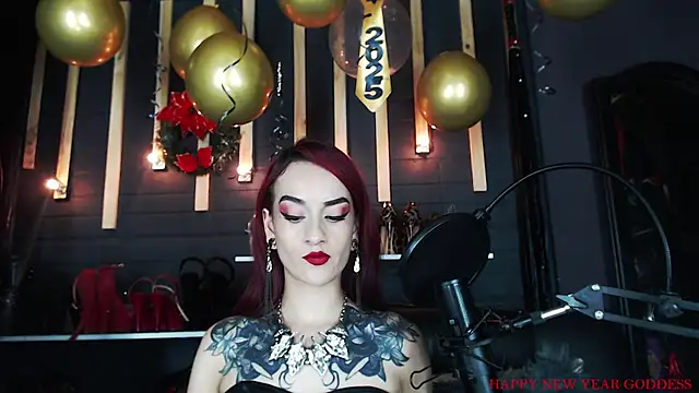 Snapshot of Liilith_goddess_ chatting on December 30, 4:53 am Liilith goddess online show from December 30, 4:53 am