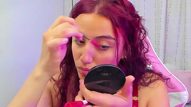 Snapshot of veronicaxx69 chatting on March 9, 3:22 am veronicaxx69 online show from March 9, 3:22 am