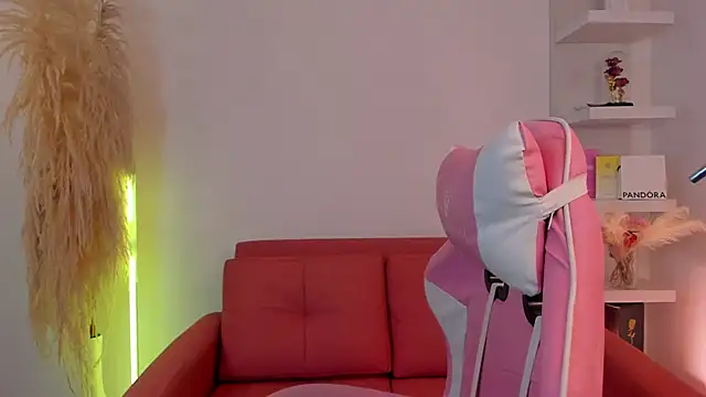 veronicaxx69 online show from December 21, 10:39 pm