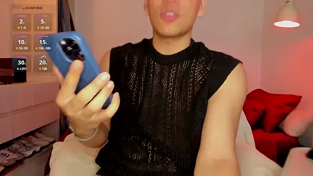 Curlblue online show from March 8, 2:26 am